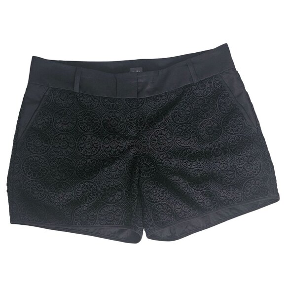 The Limited Women's Boho Black Floral Lace Crochet Tailored Shorts Size 10 - Picture 2 of 10